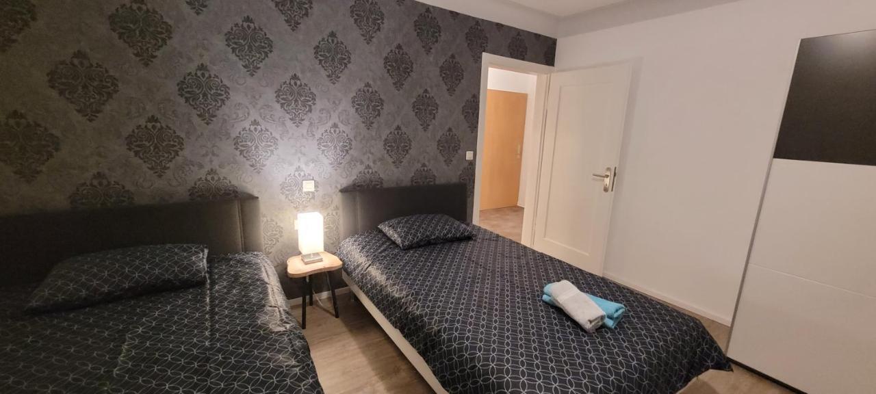 Ermis Apartments Metzingen  Exteriör bild